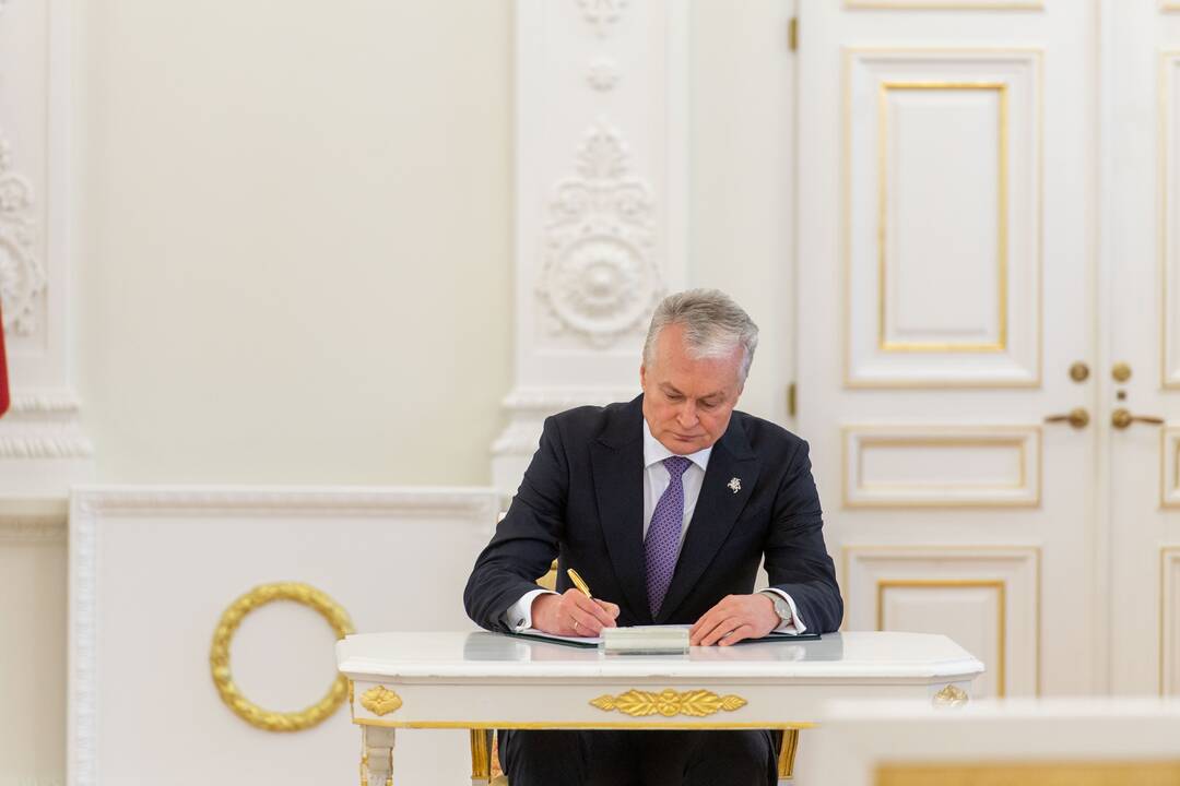 Prezidentas priima teisėjų priesaikas