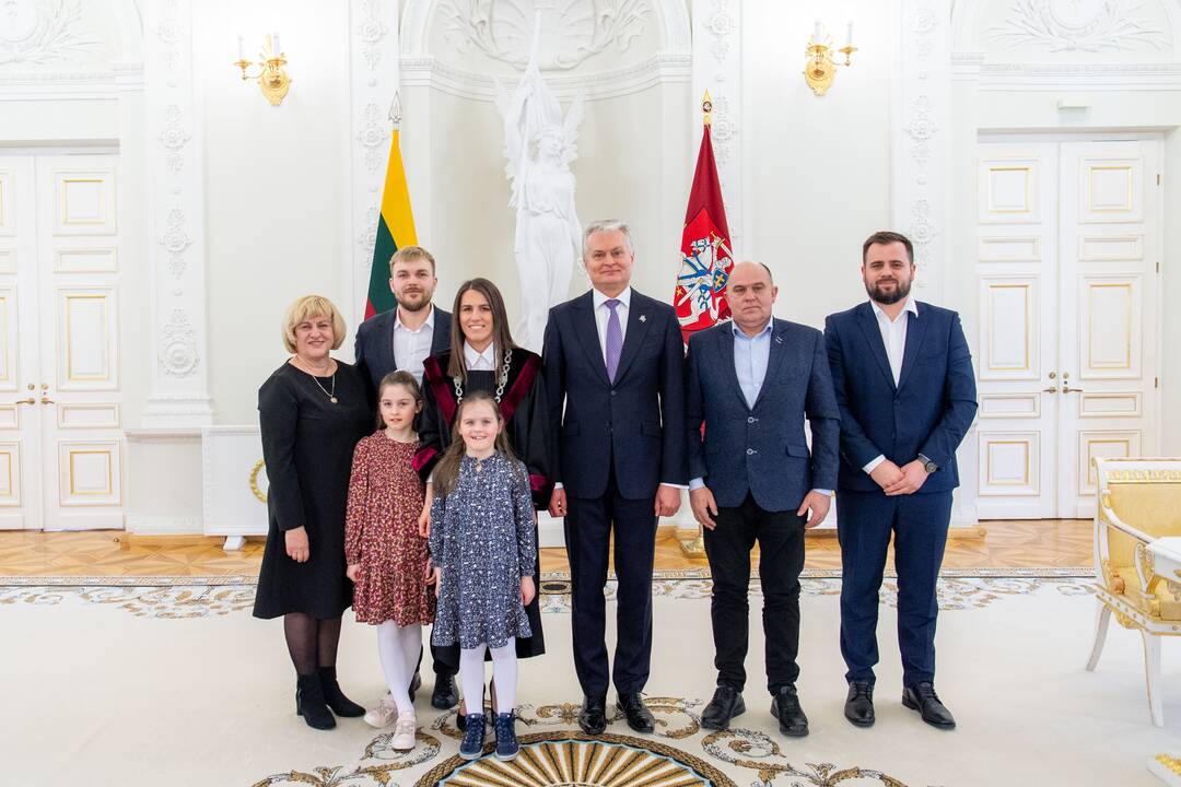 Prezidentas priima teisėjų priesaikas