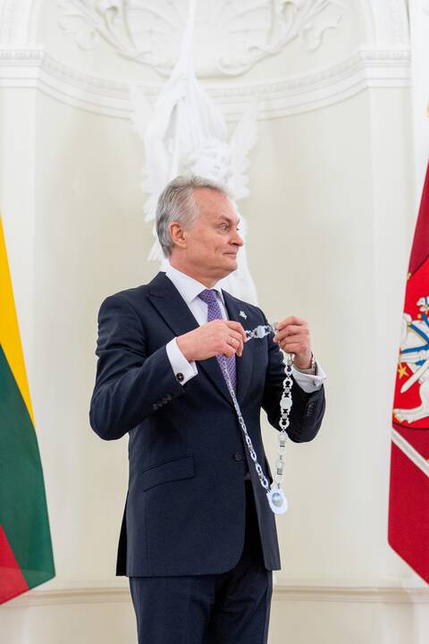 Prezidentas priima teisėjų priesaikas