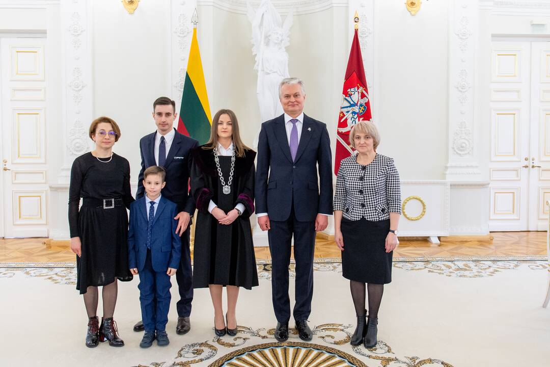 Prezidentas priima teisėjų priesaikas