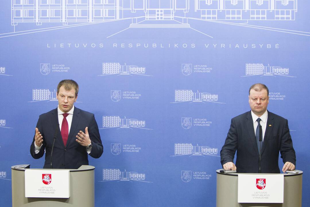 Vyriausybės reitingui kirto kalbos apie naujus mokesčius