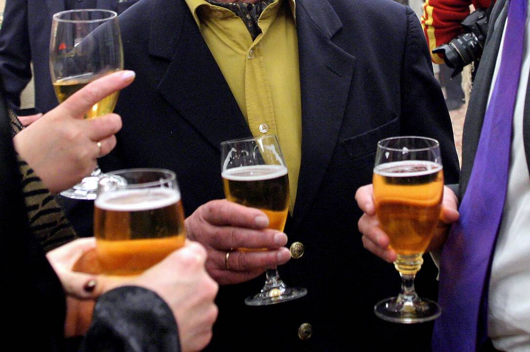 Įvertino „valstiečių“ pasiteisinimus dėl alkoholio ribojimo