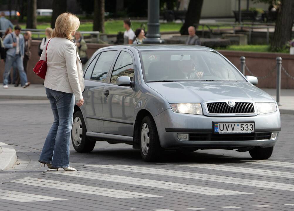 Tikrai bloga situacija: keliuose nesaugios dauguma pėsčiųjų perėjų