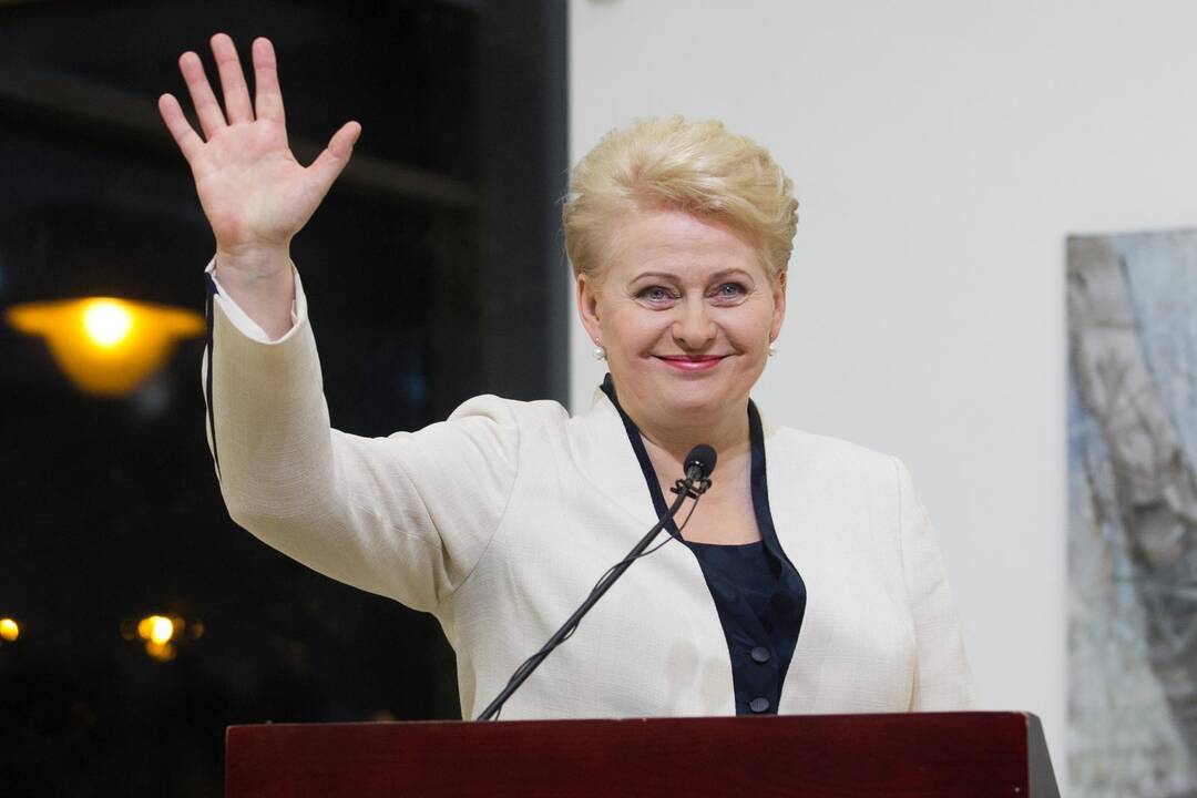 Prezidentė: pasiūlymai atšaukti apkaltą – nekorektiški ir neprofesionalūs