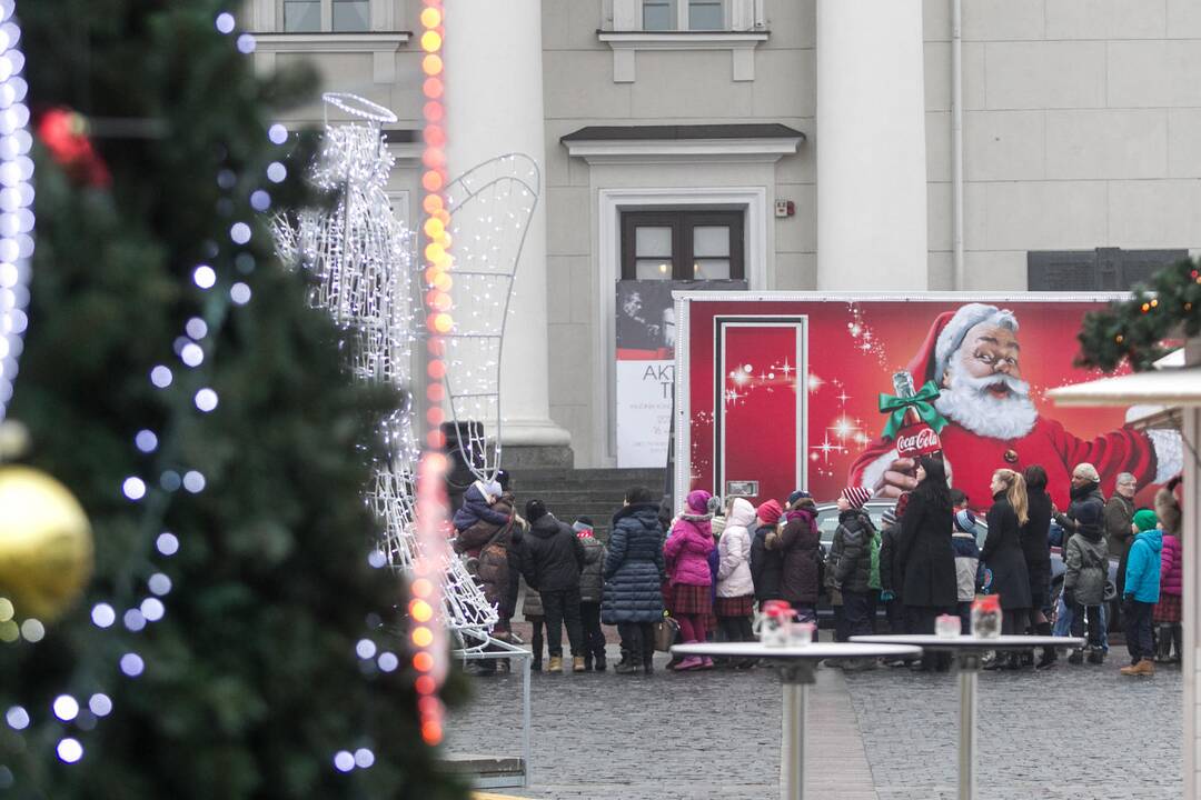 Kelionę pradėjo Kalėdų karavanas