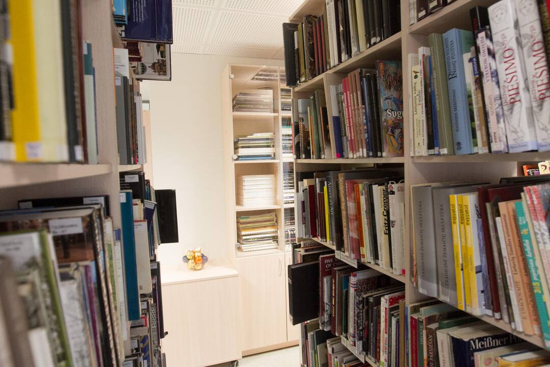 Iš mero brangiai pirktas televizorius pridarė bėdos Lazdijų bibliotekai