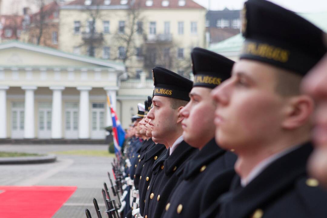 Lietuvoje vieši Islandijos prezidentas