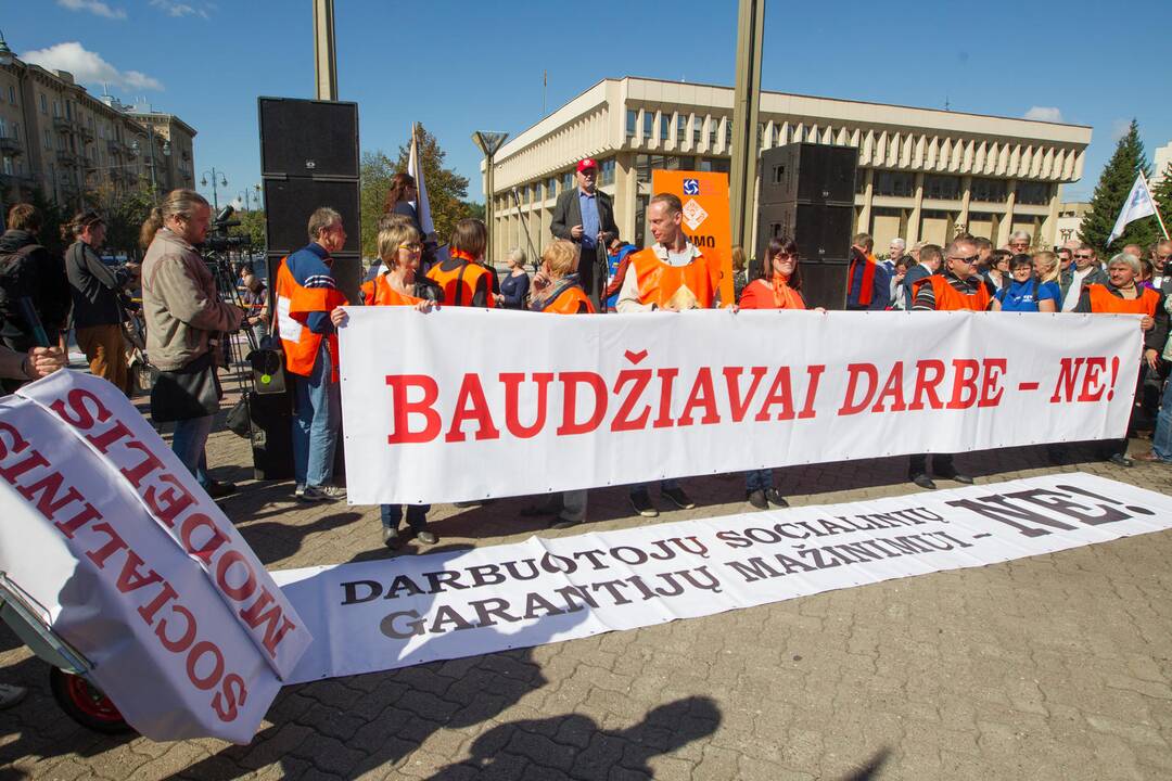 Premjeras: Seimas turėtų atmesti prezidentės veto Darbo kodeksui
