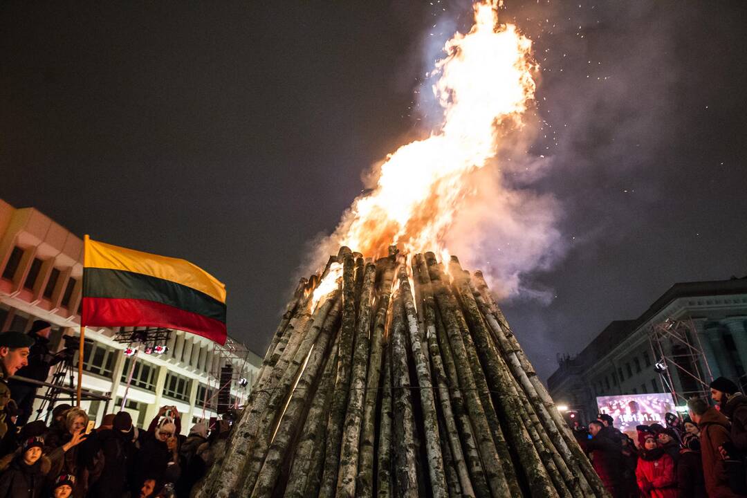 Sausio 13-ąją siūloma paskelbti nedarbo diena