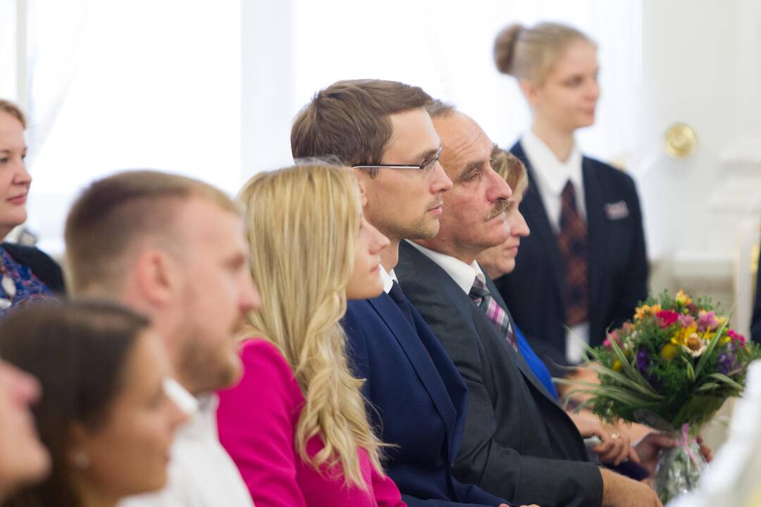 Geriausių mokslinių disertacijų laureatų apdovanojimai