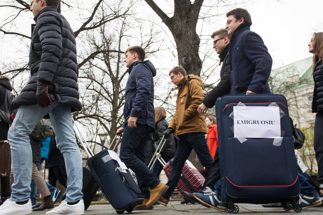Lietuvių emigracija mažėja: emigranto duona – nebe tokia patraukli?