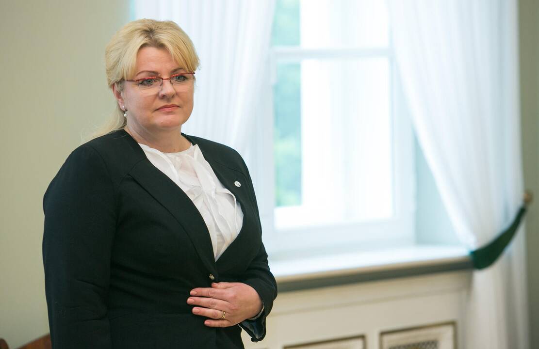 Seime pakvipo interpeliacija A. Pabedinskienei