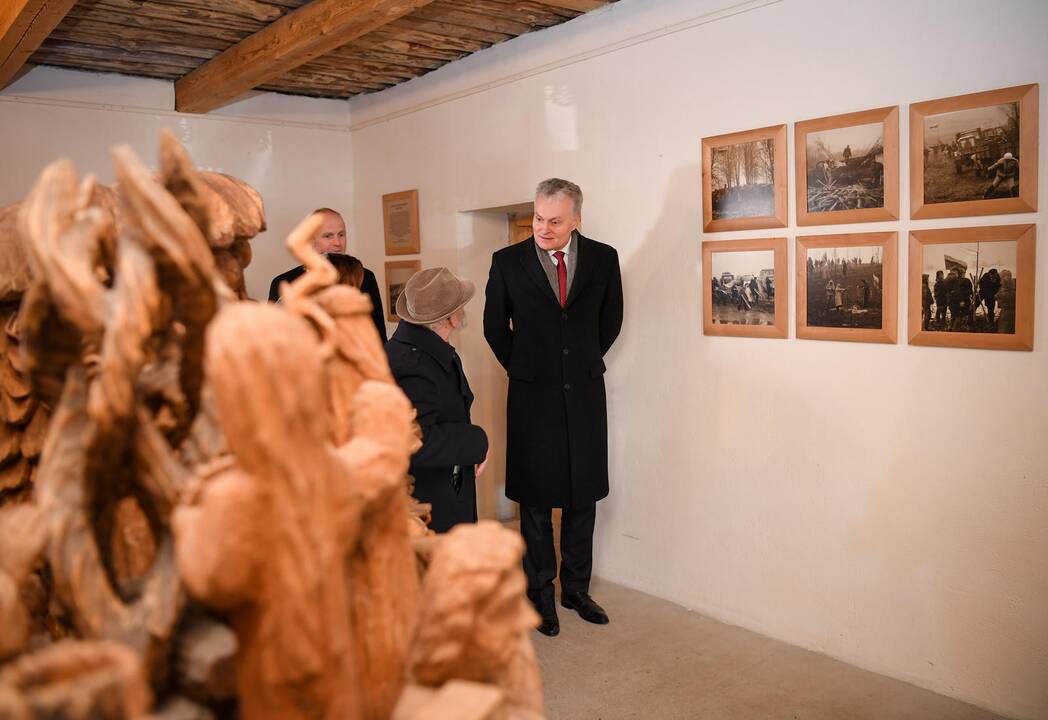G. Nausėda aplankė J. Basanavičiaus gimtinę