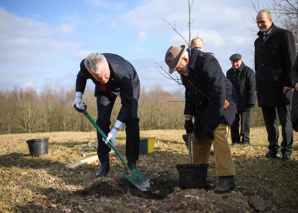 G. Nausėda aplankė J. Basanavičiaus gimtinę