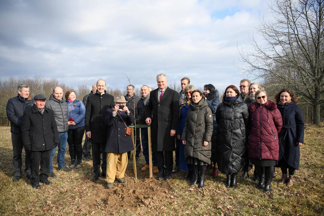 G. Nausėda aplankė J. Basanavičiaus gimtinę