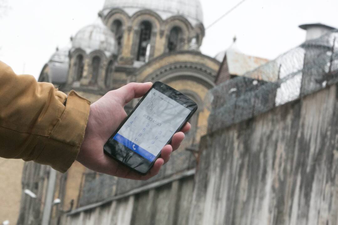 Ryšių reguliavimo tarnyba: įkalinimo vietose ryšys turi būti slopinamas lokaliai