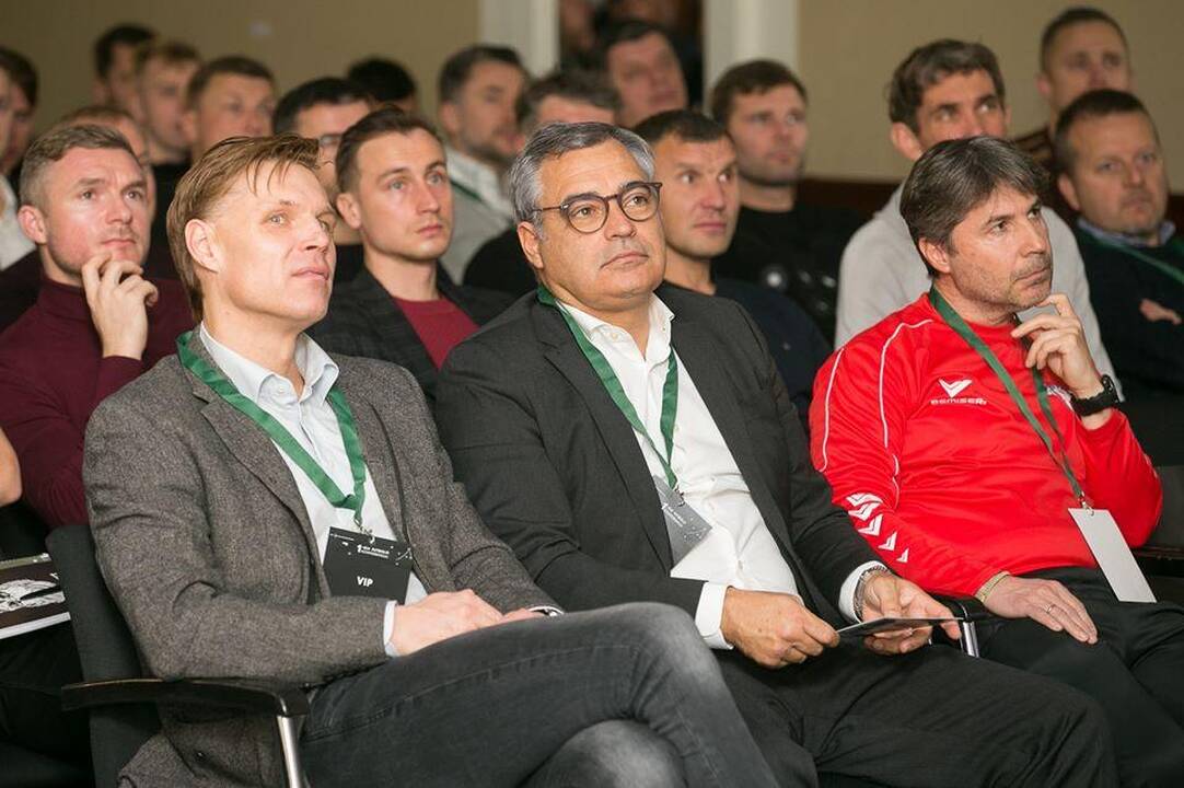 Anšlagas: lapkričio pabaigoje Vilniuje vykusi Pirmoji futbolo konferencija sulaukė didelio futbolo specialistų susidomėjimo