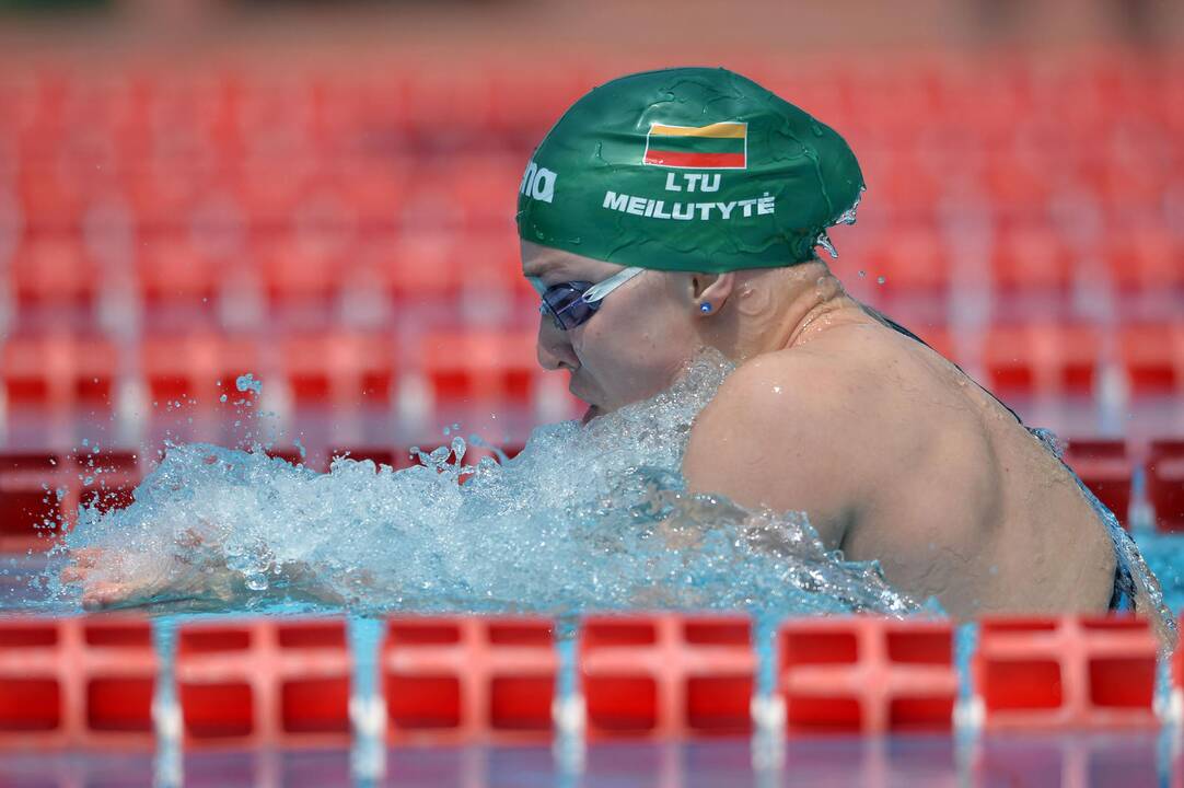 Šalies rekordą pagerinusi R. Meilutytė iškovojo penkis čempionės titulus