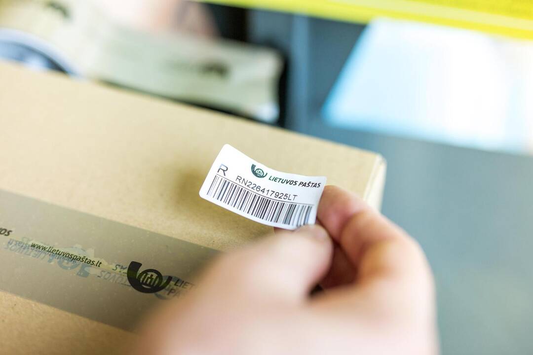 Tarptautiniais maršrutais keliaujančių pašto siuntų sekimas – nemokamas