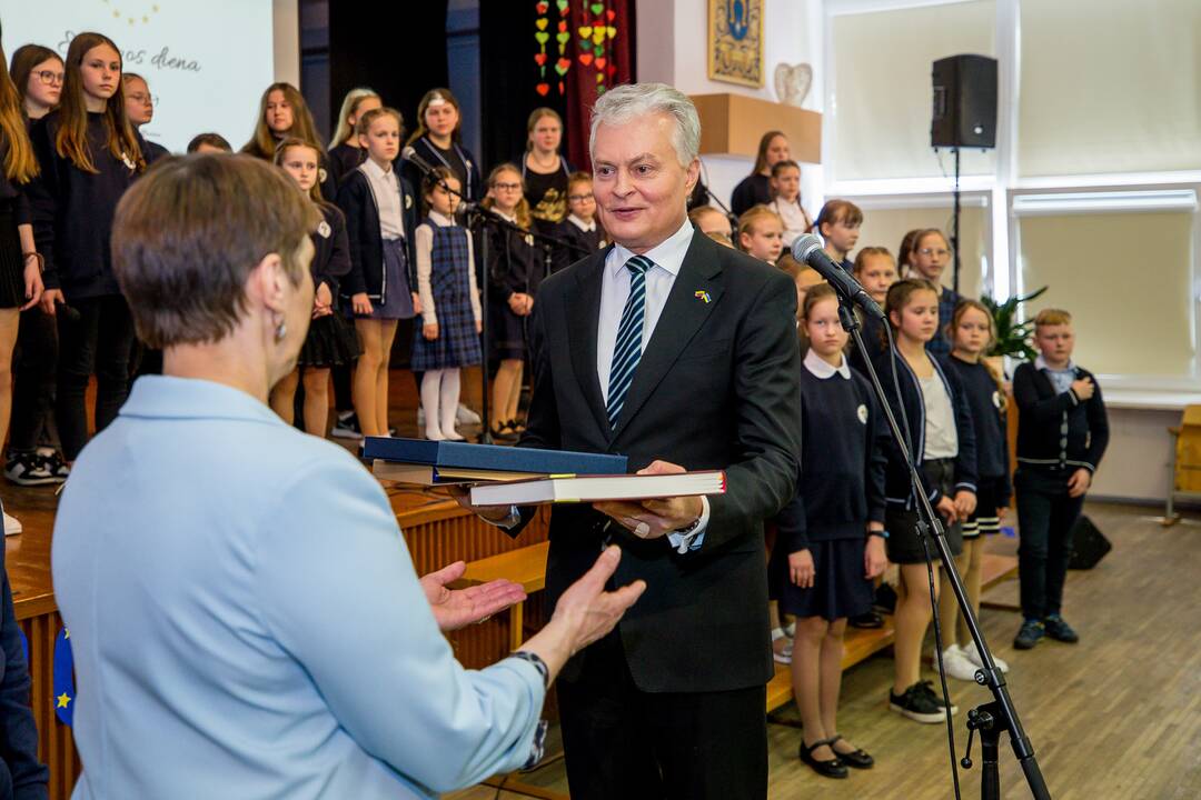 Prezidentas lankėsi Utenos Vyturių progimnazijoje