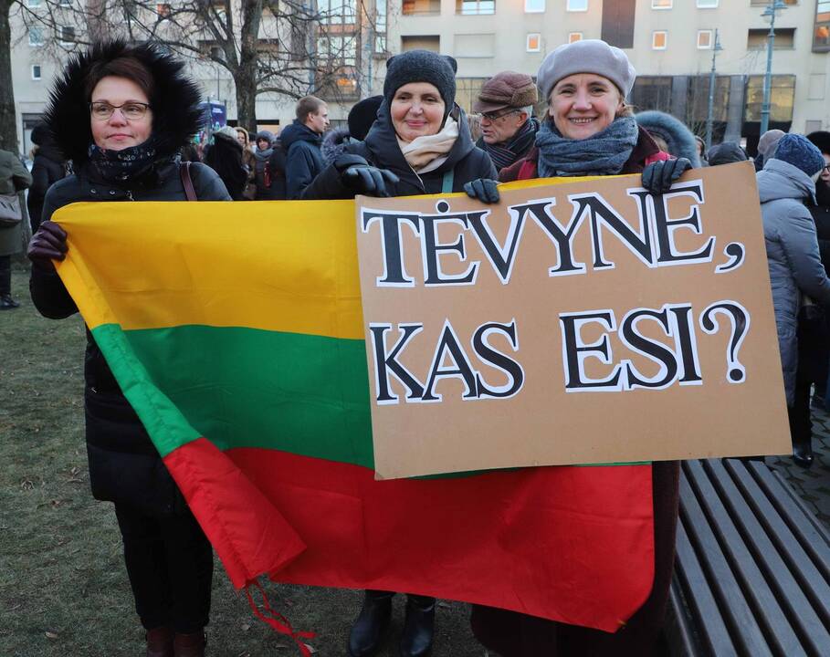 Mokytojų mitingas prie Seimo