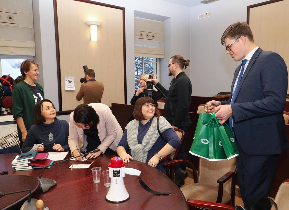 Mokytojai išsikrausto iš Švietimo ministerijos