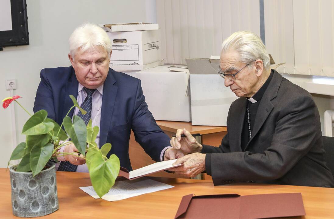 Archyvui perduoti S. A. Bačkio dokumentai