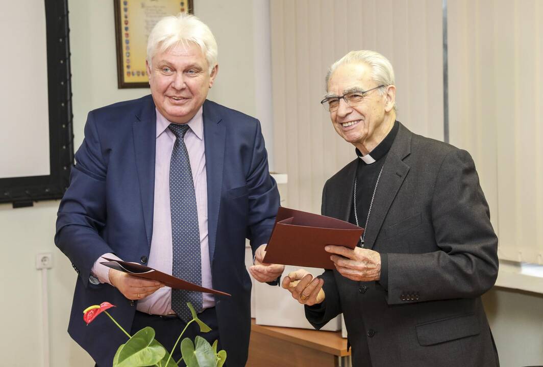 Archyvui perduoti S. A. Bačkio dokumentai