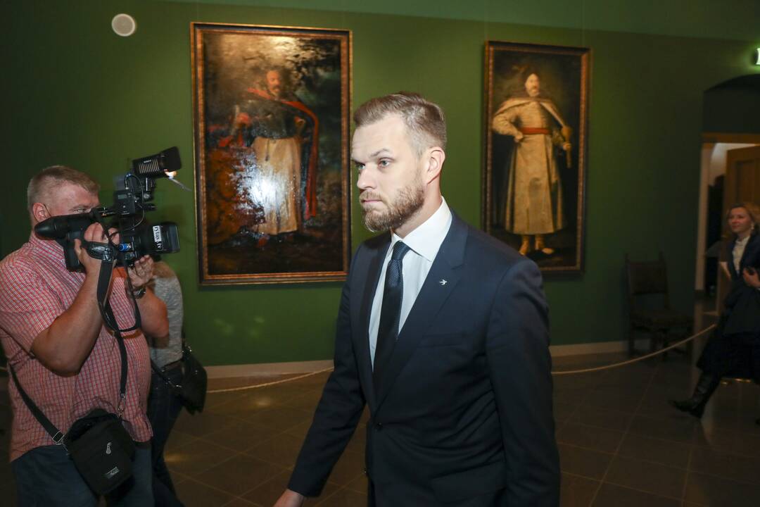 Partijų spaudos konferencijos