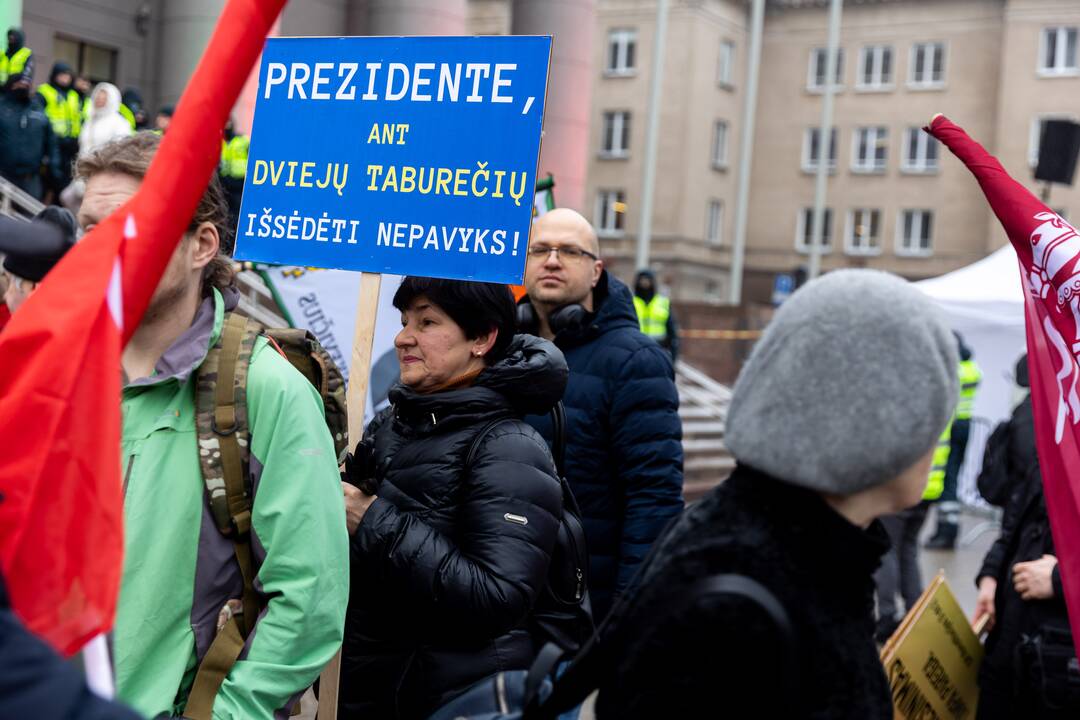 Protestas prie Seimo Sausio 13-ąją