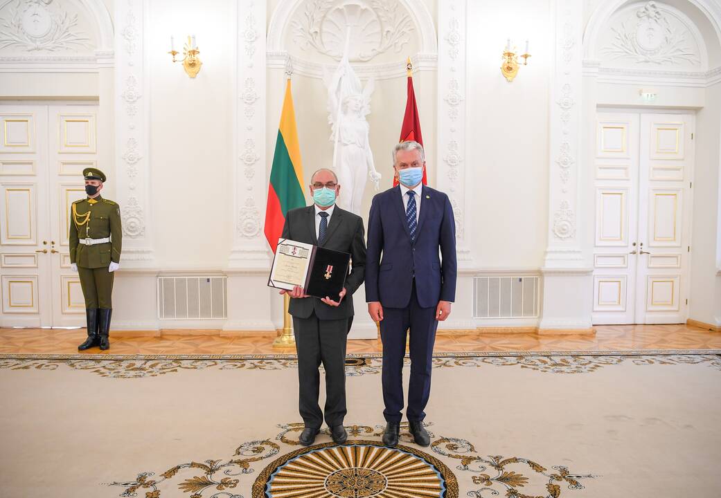 Prezidentas apdovanojo žydų gelbėtojus