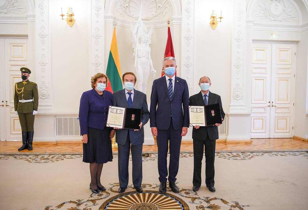 Prezidentas apdovanojo žydų gelbėtojus