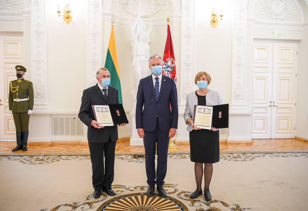 Prezidentas apdovanojo žydų gelbėtojus