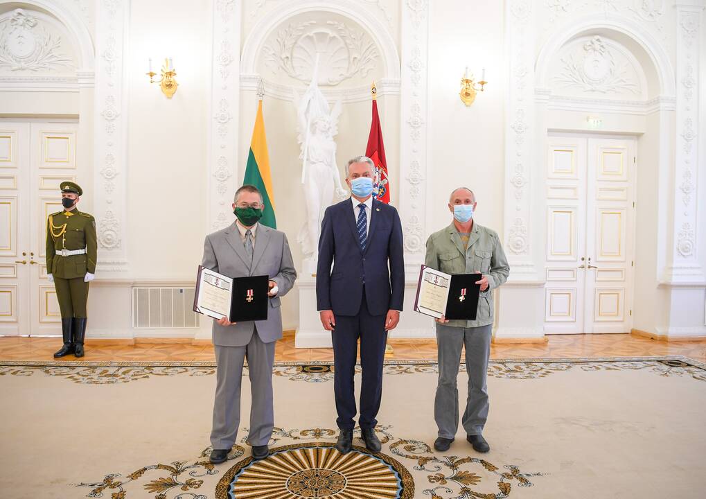 Prezidentas apdovanojo žydų gelbėtojus