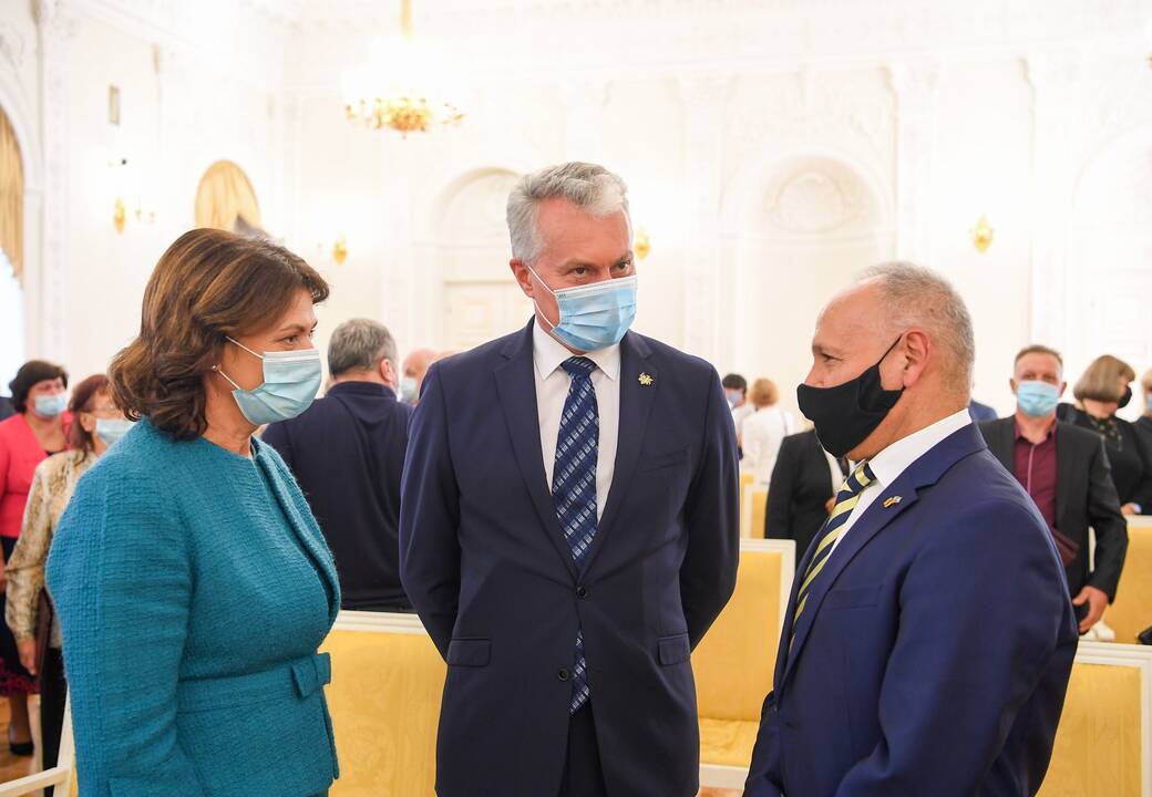Prezidentas apdovanojo žydų gelbėtojus