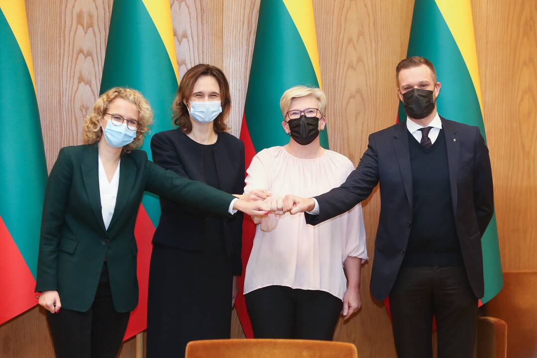 Politologai apie nekuriamą koalicinę tarybą: mažieji partneriai jaučiasi apgauti
