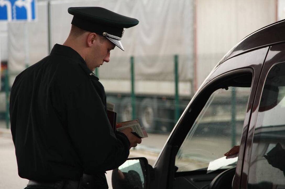 Baltarusis namo važiavo Rusijoje vogtu fordu