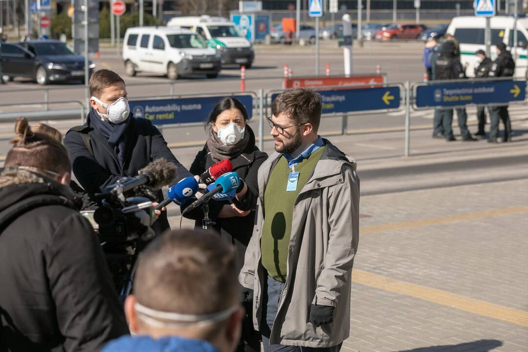 Visi grįžusieji į Vilnių iš užsienio izoliuojami viešbučiuose