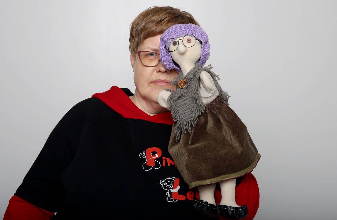 „Kai man liūdna, aš kalbuosi su savo lėlėmis“, – neslepia „Drakoniuko“ teatro aktorė.