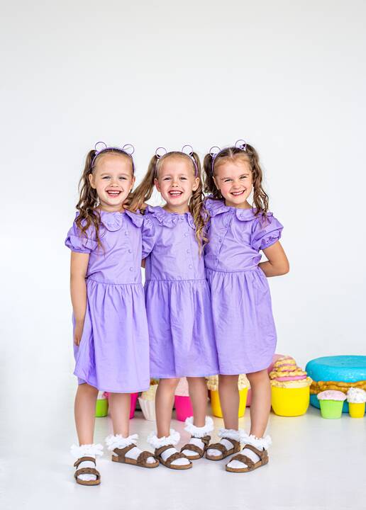 Tradicija: nuo pat Mėjos, Elijos ir Junos gimimo mama surengia po keletą fotosesijų per metus. 
