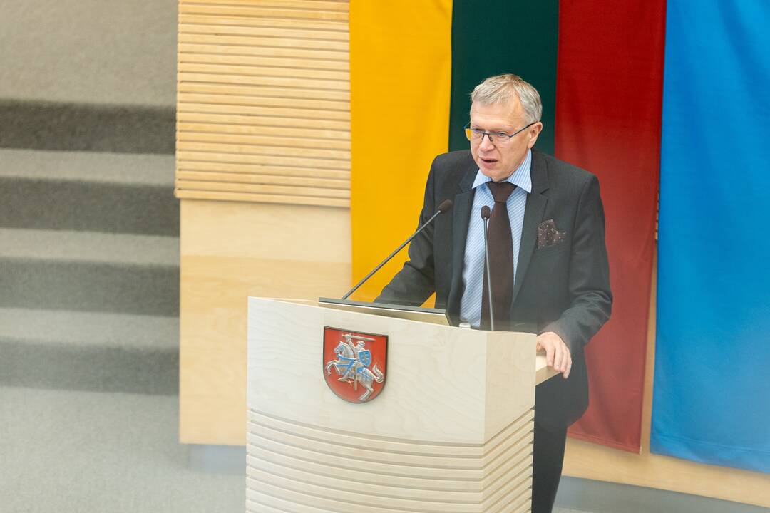Kontekstas: vidutinį statistinį bendrapilietį alga teisėjai lenkia beveik triskart.
