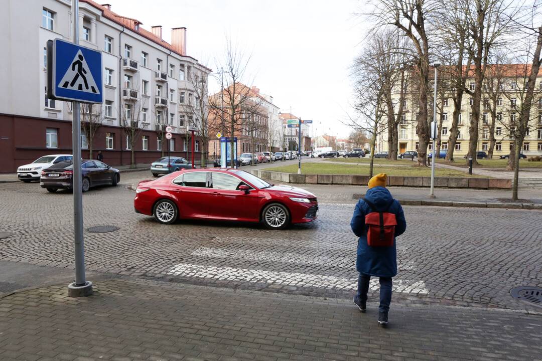 Akcija: lapkričio 20–23 d. pareigūnai stebės, kaip prie pėsčiųjų perėjų Kelių eismo taisyklių laikosi vairuotojai.