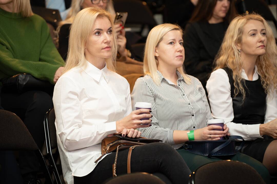 Aktualu: konferencijos metu diskutuota apie dirbtinio intelekto panaudojimą versle.