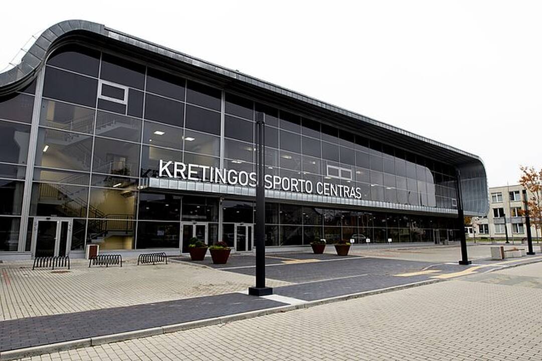 Kretingos baseino veiklą turintis kuruoti Kretingos sporto mokyklos direktoriaus pavaduotojas V. Tamašauskas sulaukė įspėjimo.