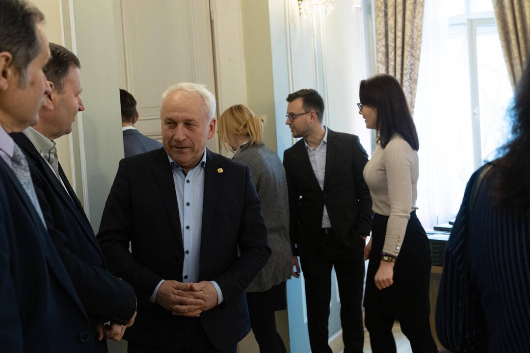 Diskusija: konferencijoje „Kelyje nuo 1934-ųjų“ aptarta ne tik keleivinio transporto kūrimo istorija, bet ir tai, kas laukia ateityje.