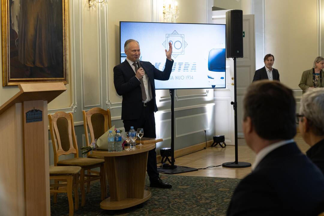 Diskusija: konferencijoje „Kelyje nuo 1934-ųjų“ aptarta ne tik keleivinio transporto kūrimo istorija, bet ir tai, kas laukia ateityje.