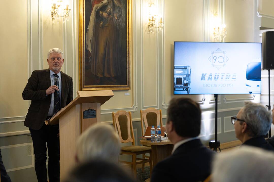 Diskusija: konferencijoje „Kelyje nuo 1934-ųjų“ aptarta ne tik keleivinio transporto kūrimo istorija, bet ir tai, kas laukia ateityje.