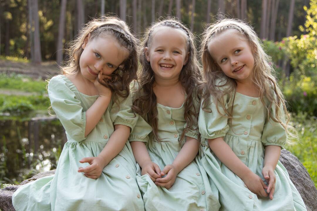 Tradicija: nuo pat Mėjos, Elijos ir Junos gimimo mama surengia po keletą fotosesijų per metus. 