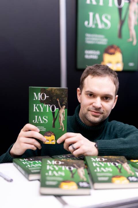  Sėkmė: „Tai bene pirma lietuvių autoriaus knyga, kurios dėmesio centre atsiduria mokytojas“, – paaiškina jau šešto leidimo sulaukusios knygos sėkmę K. Klimas.