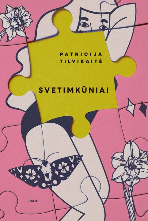 „Nesijaučiu meno kūriniu, bet su kiekvienu piešiniu jaučiuosi vis labiau savimi“, – tikina gausiai kūną išsitatuiravusi P. Tilvikaitė.